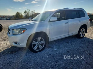 TOYOTA HIGHLANDER LIMITED