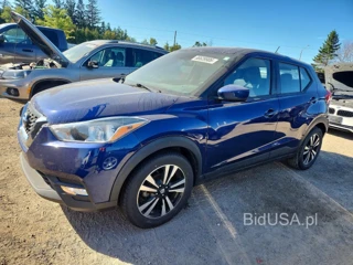 NISSAN KICKS S