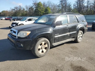 TOYOTA 4RUNNER SR5