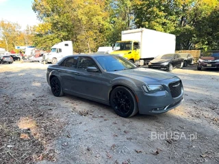 CHRYSLER 300 S