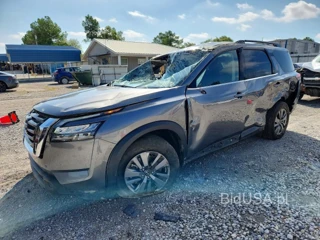 NISSAN PATHFINDER SV