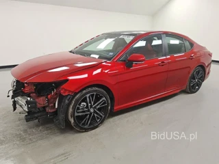 TOYOTA CAMRY XSE