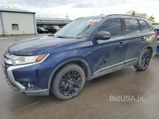 MITSUBISHI OUTLANDER SE