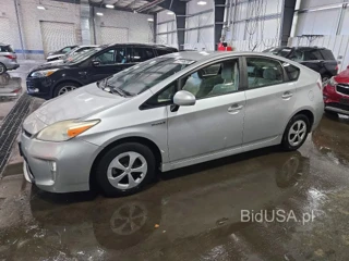 TOYOTA PRIUS THREE