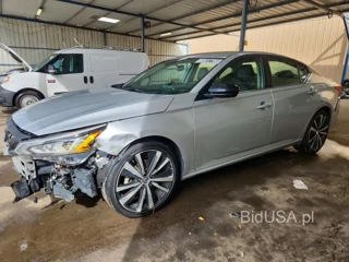 NISSAN ALTIMA SR