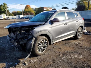 HYUNDAI TUCSON SEL