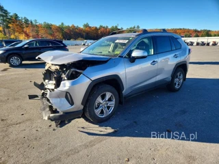 TOYOTA RAV4 HYBRID XLE