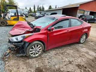 HYUNDAI ELANTRA SE