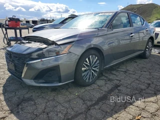 NISSAN ALTIMA SV
