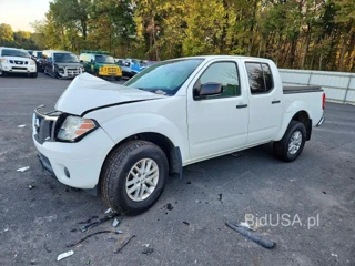 NISSAN FRONTIER SV