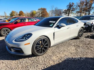PORSCHE PANAMERA BASE