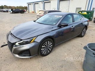 NISSAN ALTIMA SV