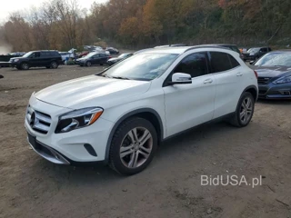 MERCEDES-BENZ GLA 250 4MATIC
