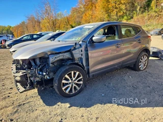NISSAN ROGUE SPORT S