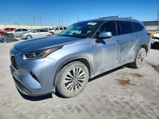 TOYOTA HIGHLANDER PLATINUM