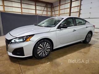 NISSAN ALTIMA SV