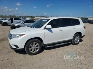 TOYOTA HIGHLANDER BASE