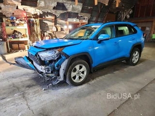 TOYOTA RAV4 HYBRID XLE