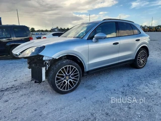 PORSCHE CAYENNE E-HYBRID