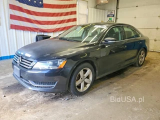 VOLKSWAGEN PASSAT SE