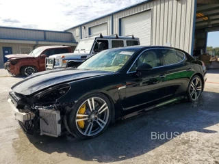 PORSCHE PANAMERA TURBO