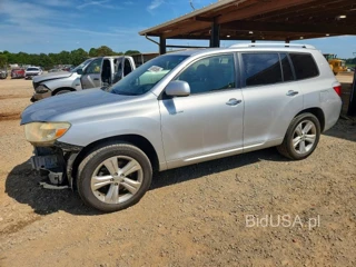 TOYOTA HIGHLANDER LIMITED