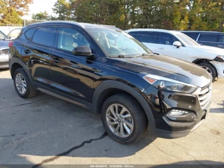 HYUNDAI HYUNDAI TUCSON SE