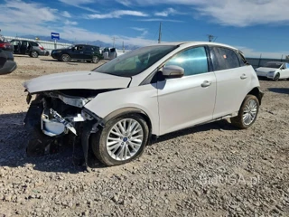 FORD FOCUS TITANIUM