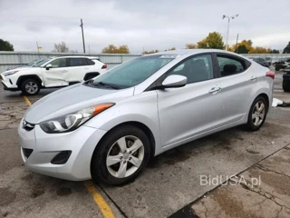 HYUNDAI ELANTRA GLS