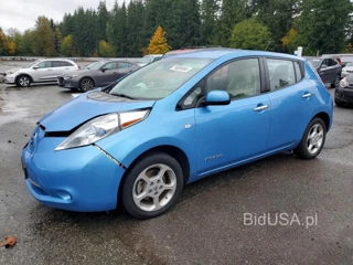 NISSAN LEAF SV