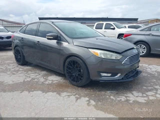 FORD FORD FOCUS TITANIUM