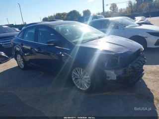 FORD FORD FOCUS TITANIUM